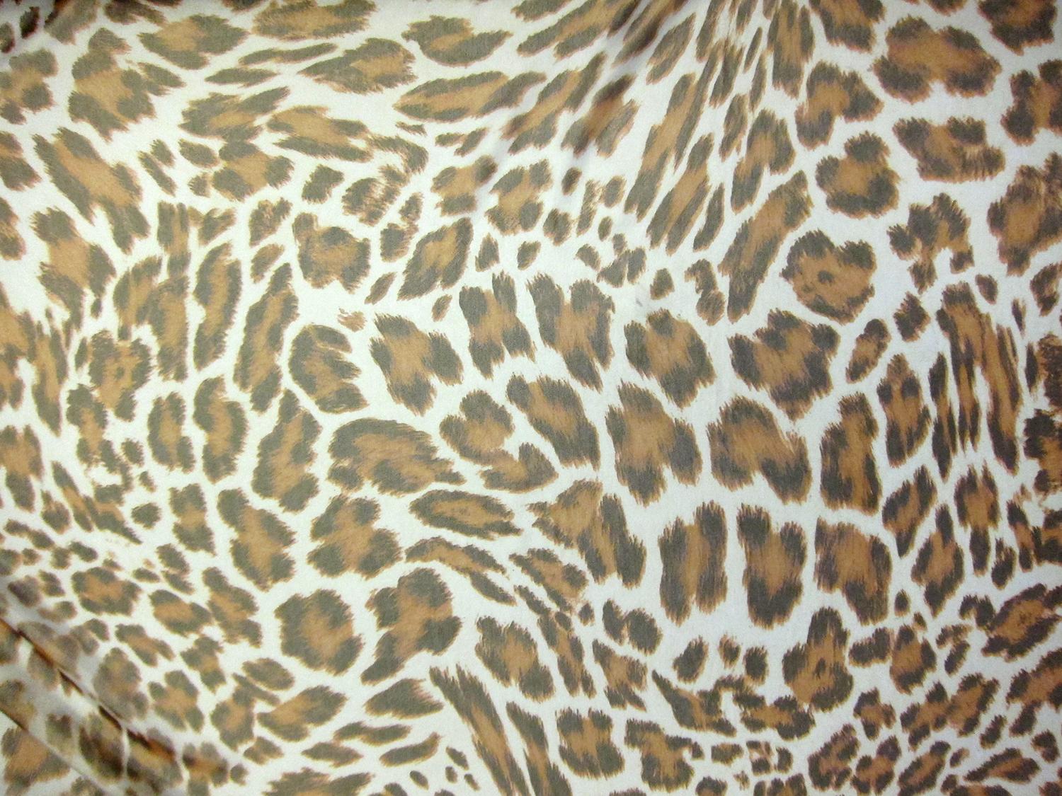 Printed Metallic Silk Chiffon0