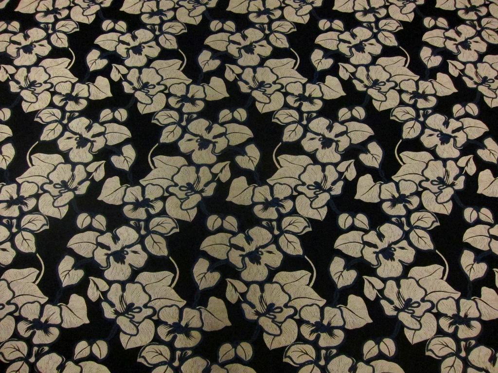 Wool Blend Damask0