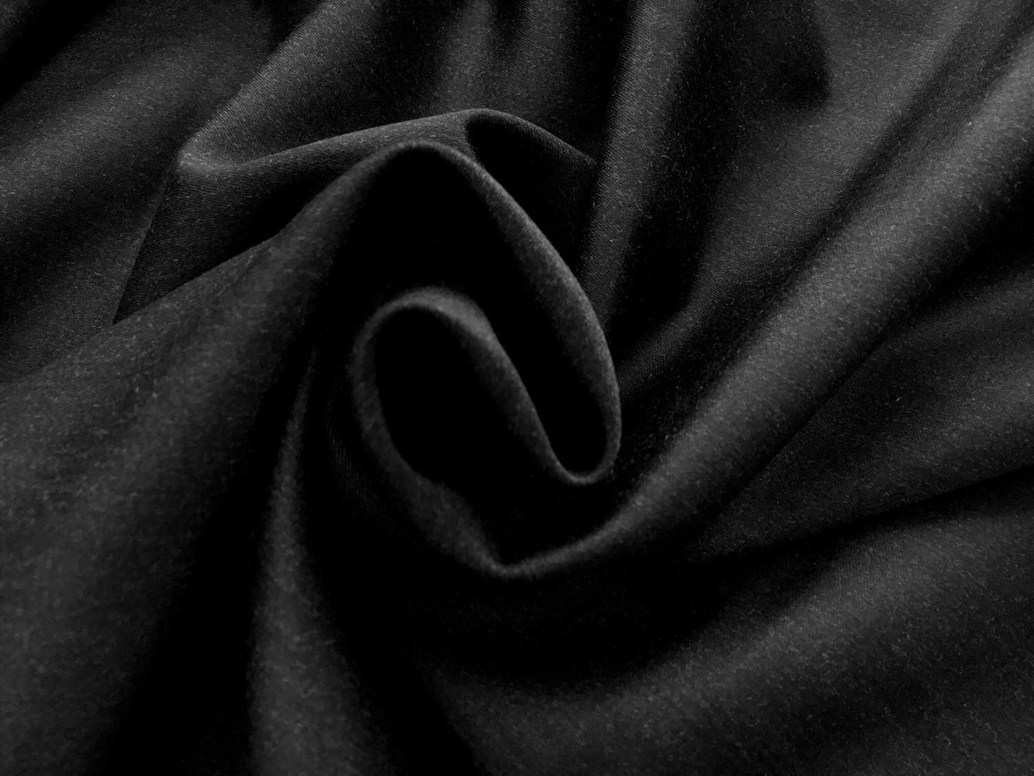 Italian Virgin Wool Satin Suiting in Charcoal1