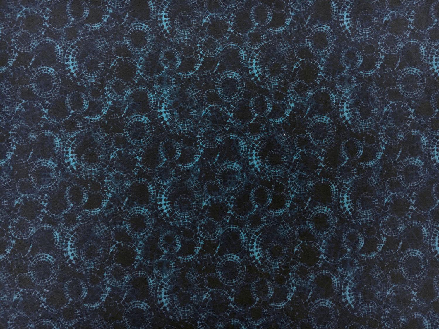 Cotton Broadcloth Print With Spiderwebs Motif0