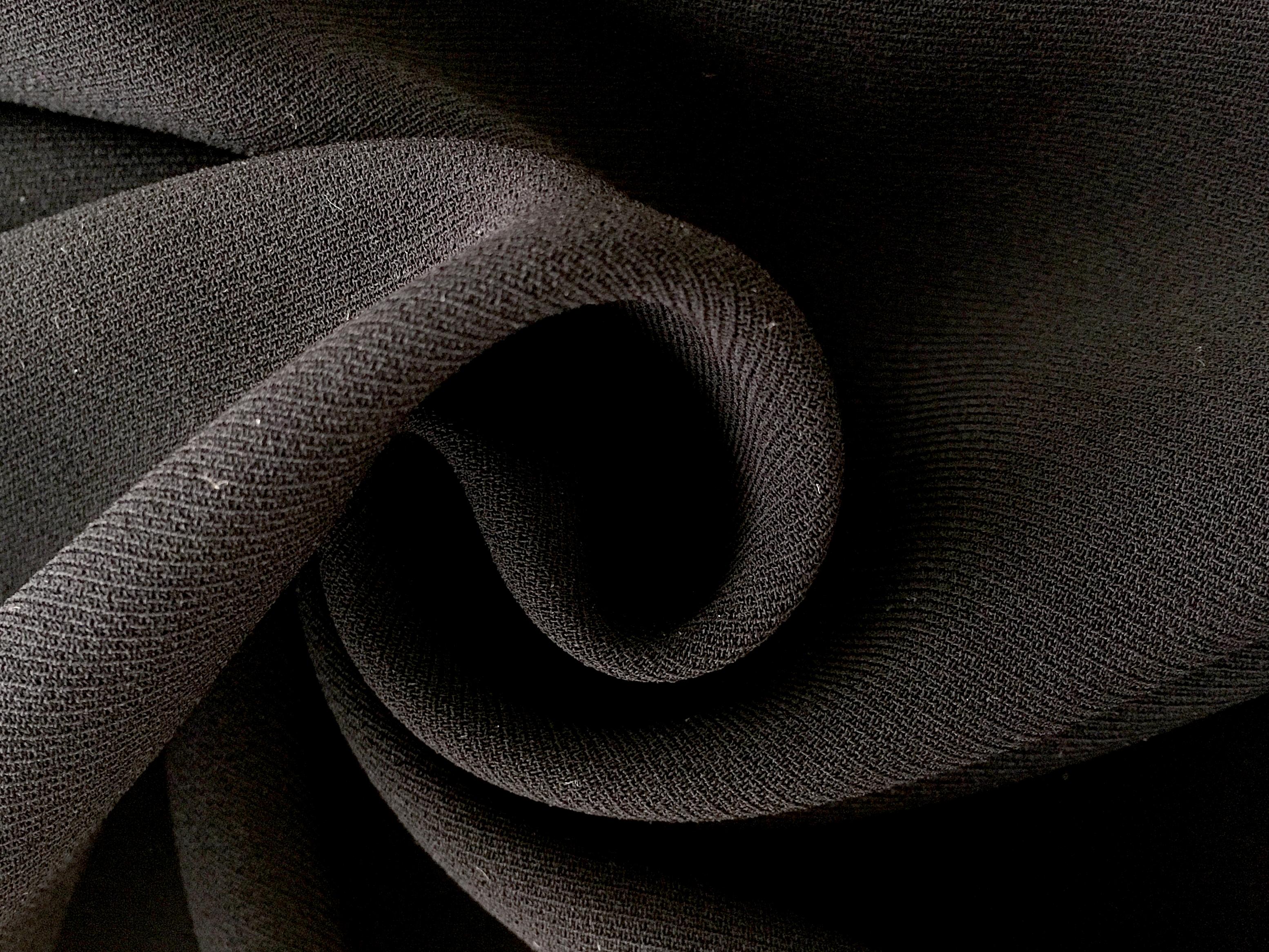 Sponge Crepe in Dark Grey