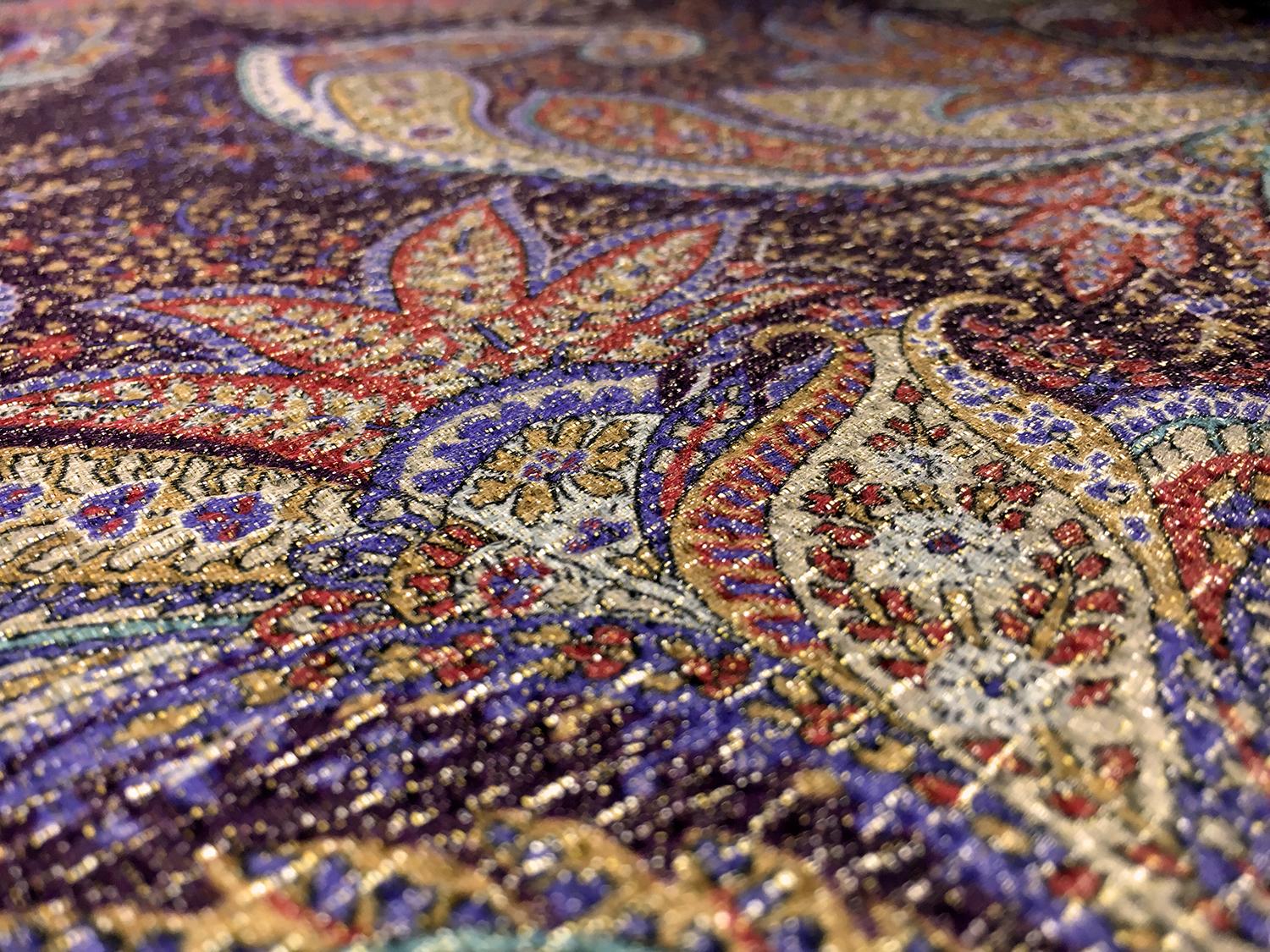 Silk and Wool Blend Metallic Crepe with Paisley Patterns2