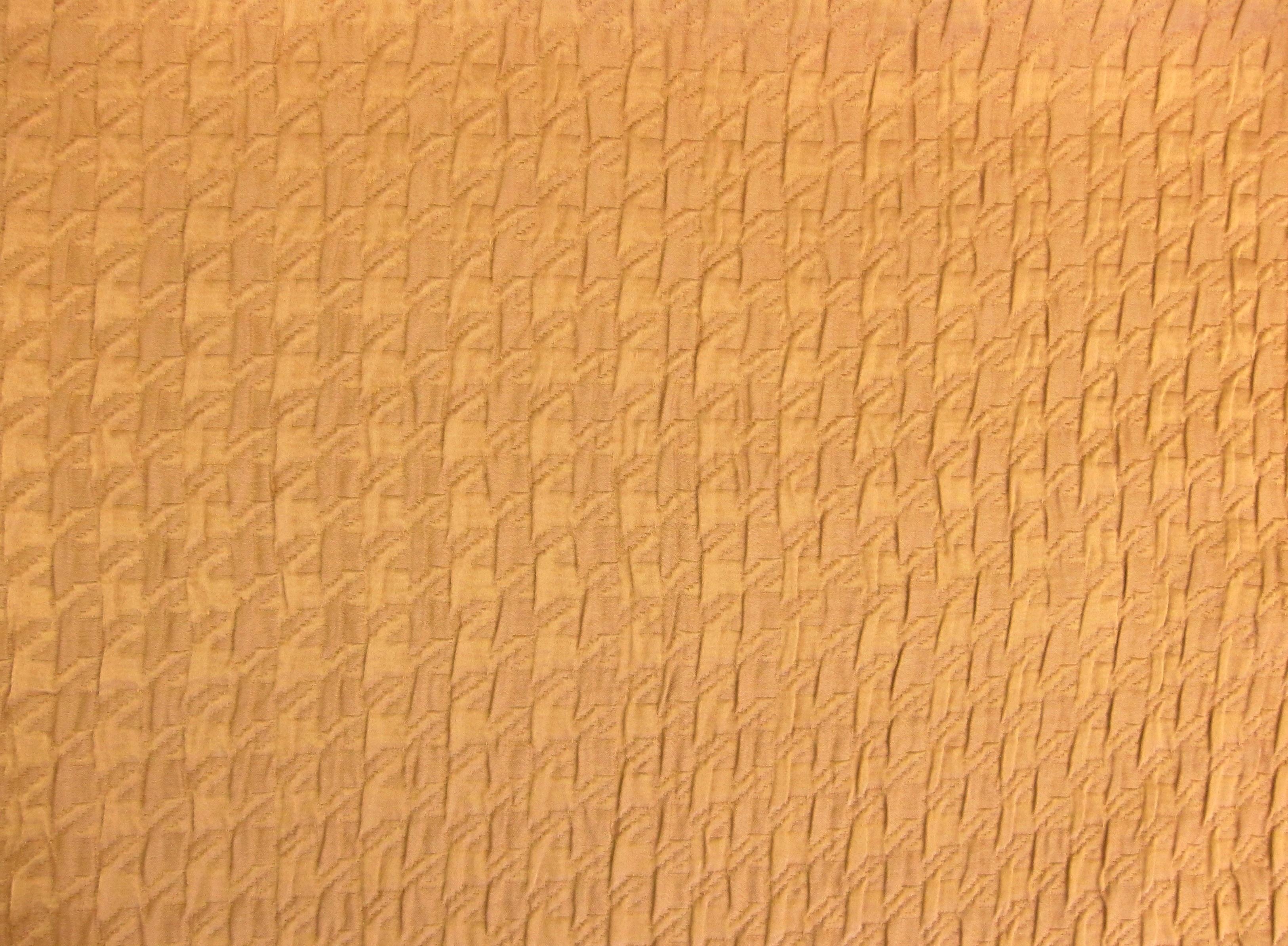 Silk and Wool Matelasse0