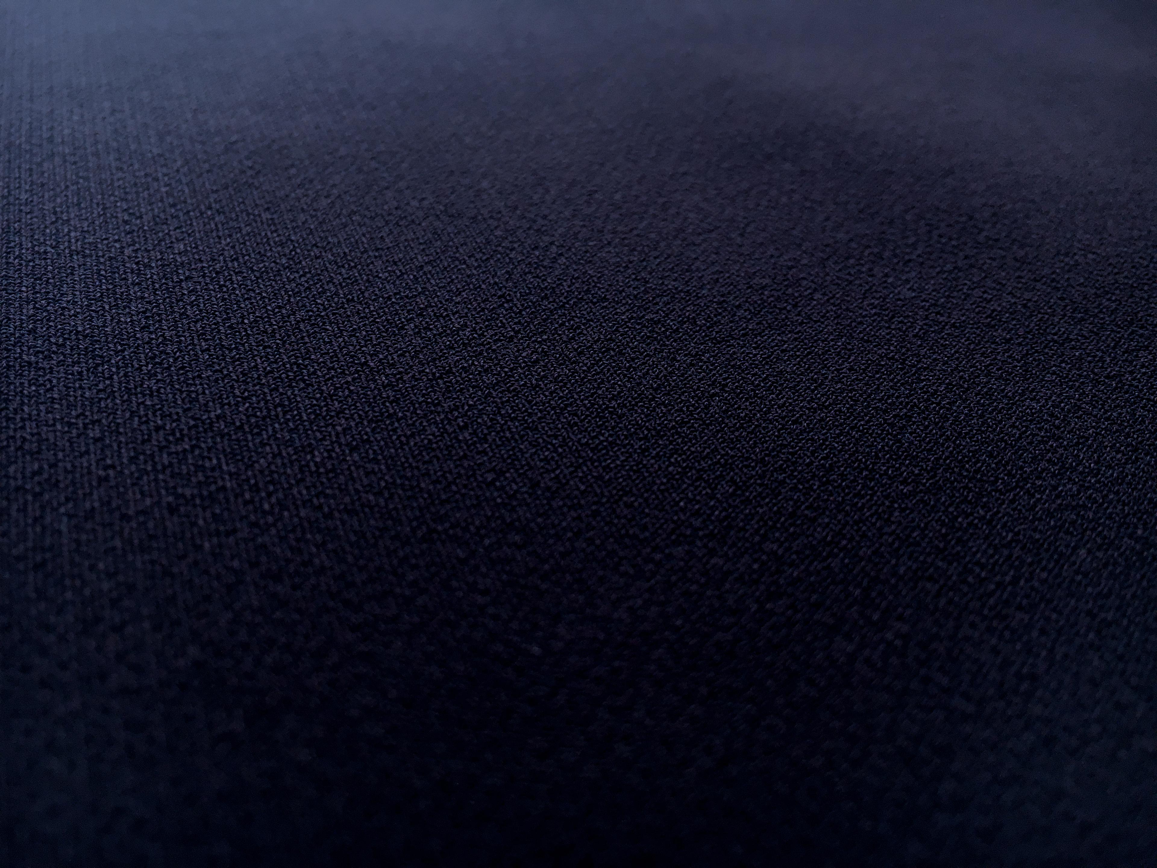 Sponge Crepe in Navy1