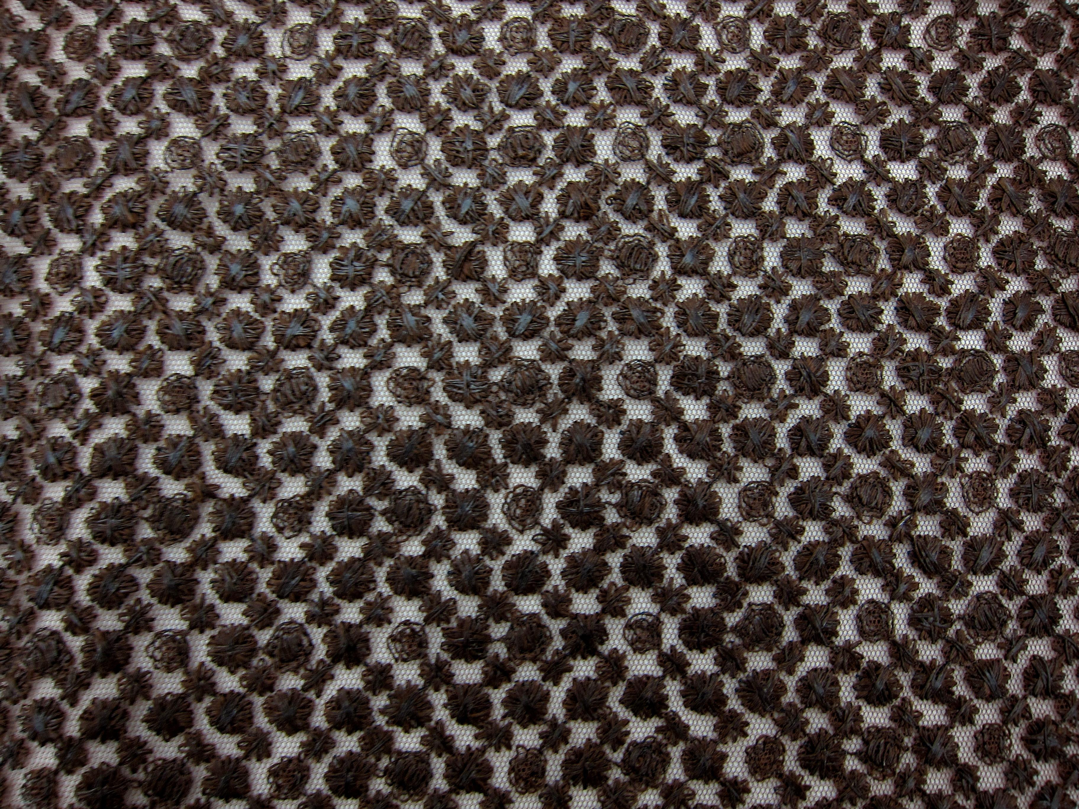 Embroidered Illusion0