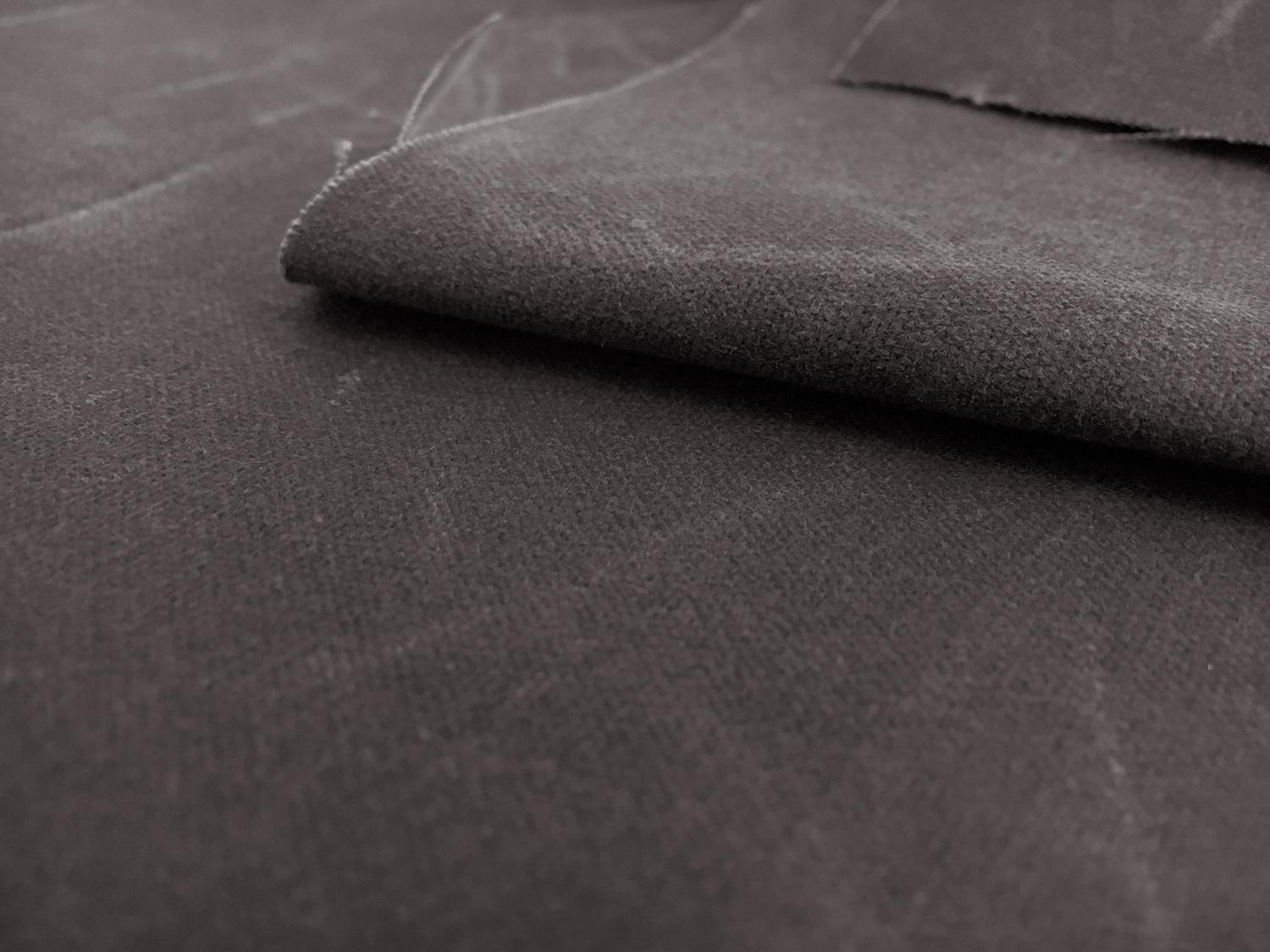 Cotton Wax Cloth in Charcoal0