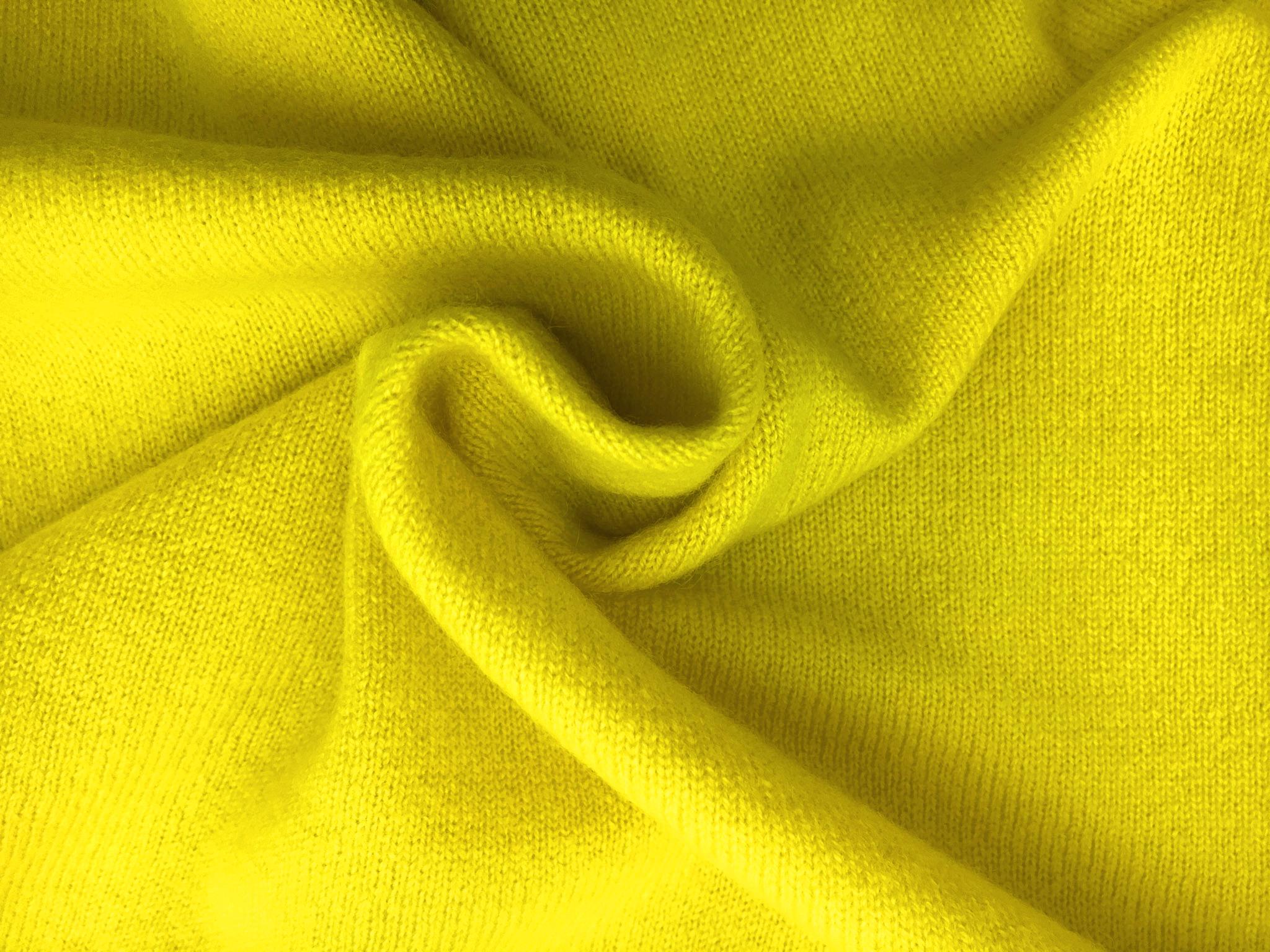 Wide Width Cashmere Knit in Roi Soleil