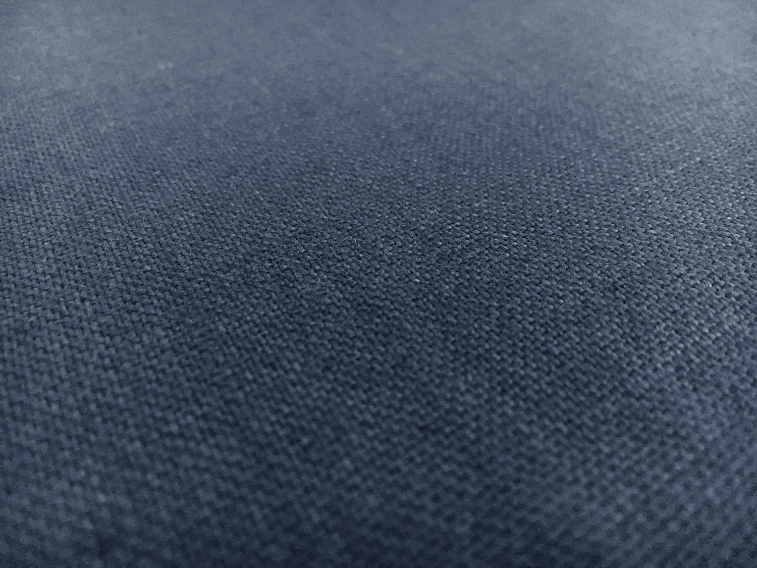 Irish Midweight Linen in Officer Navy