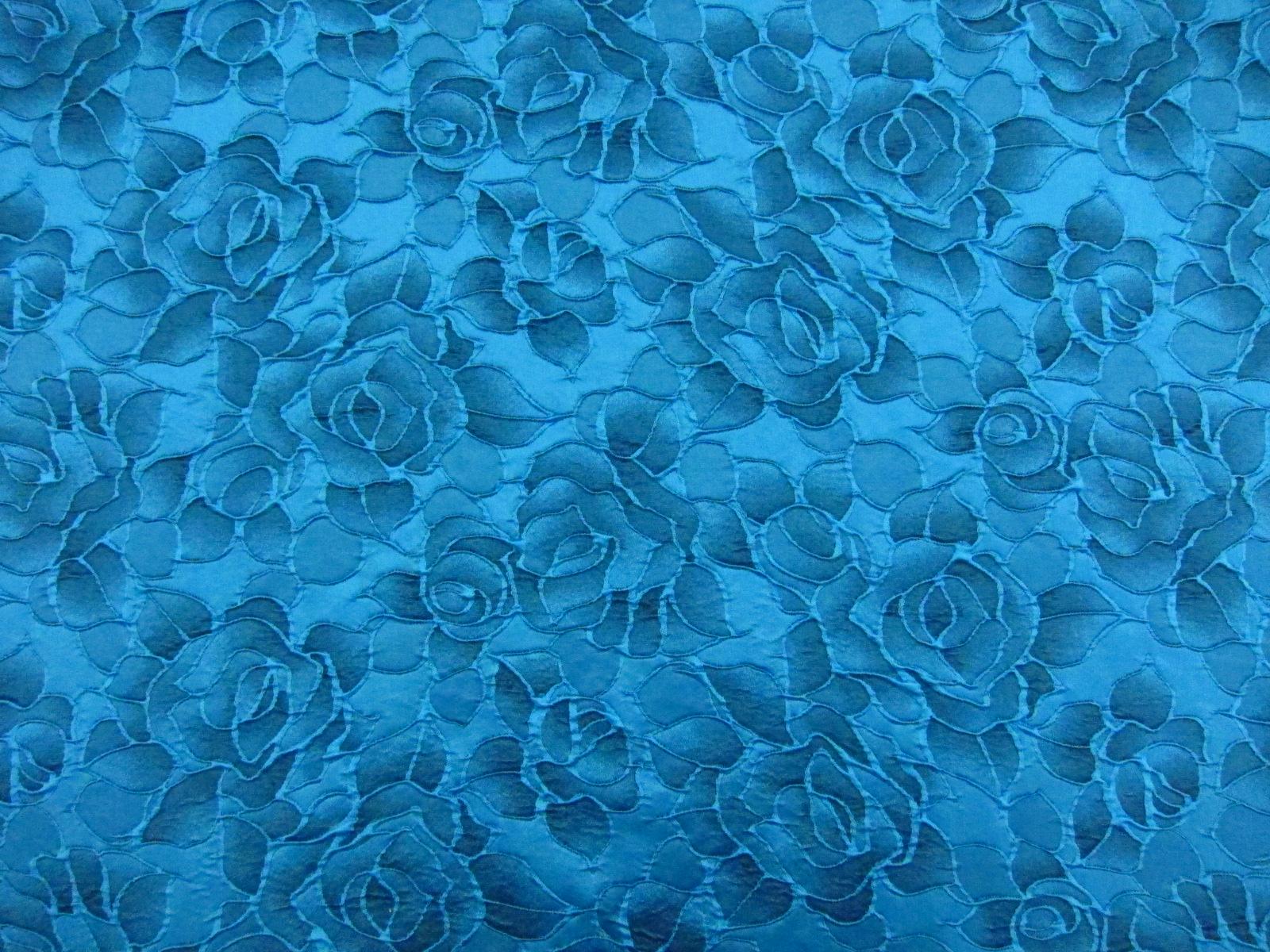 Silk Blend Matelassé0