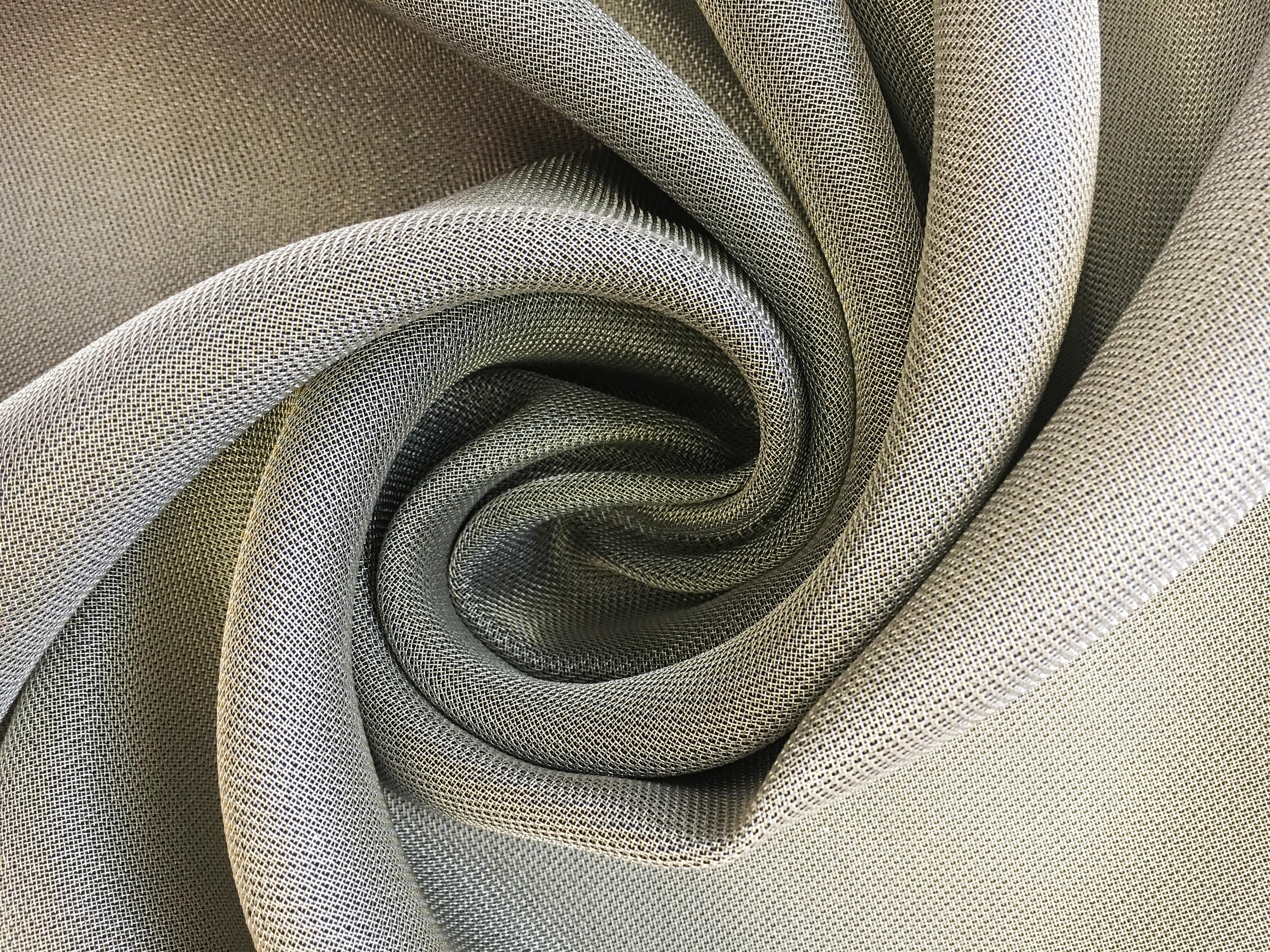 Metallic Silk and Viscose Blend Heavy Crepe0