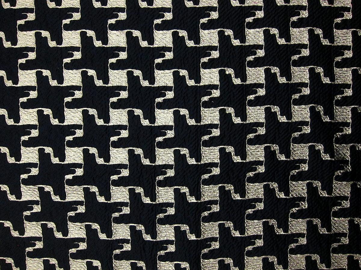Houndstooth Lamé Cloqué0