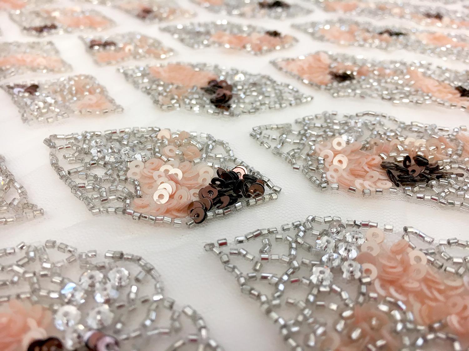 Beaded Illusion with Scale Like Pattern2