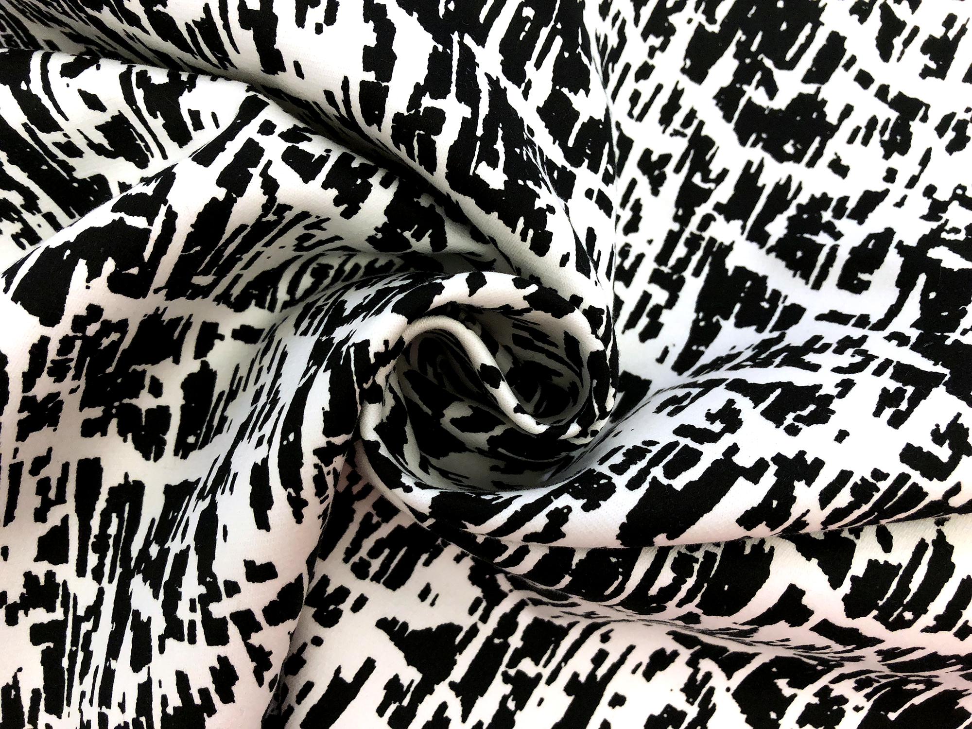 Designer Black and White Cotton Heavy Sateen Print1