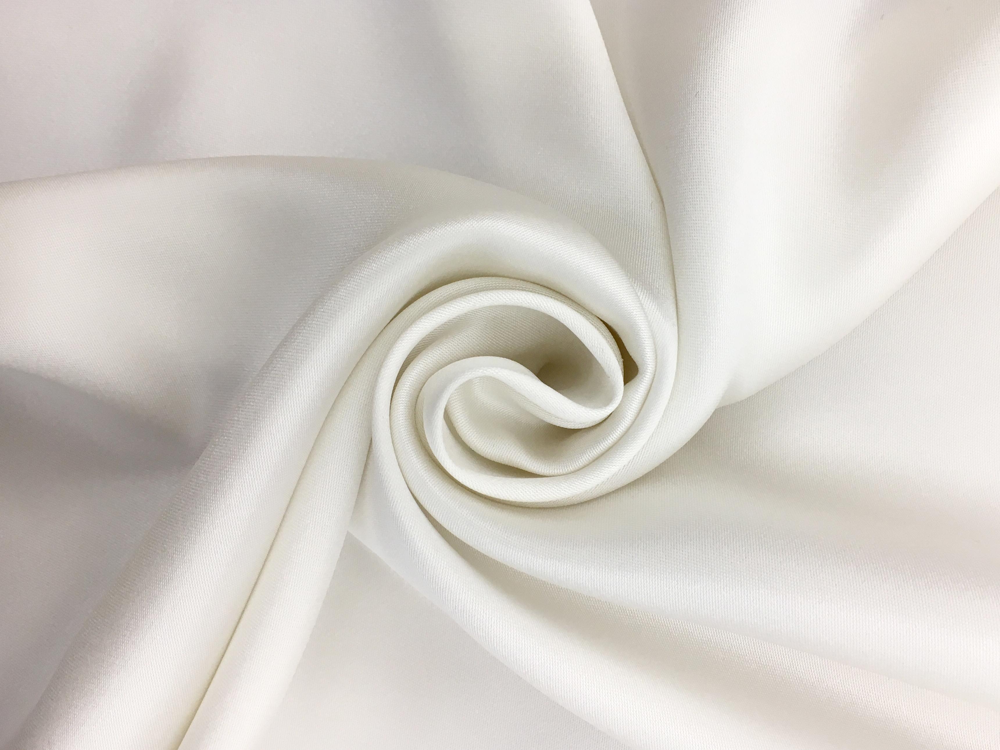 Italian Doubleface Silk Charmeuse in Silk White0