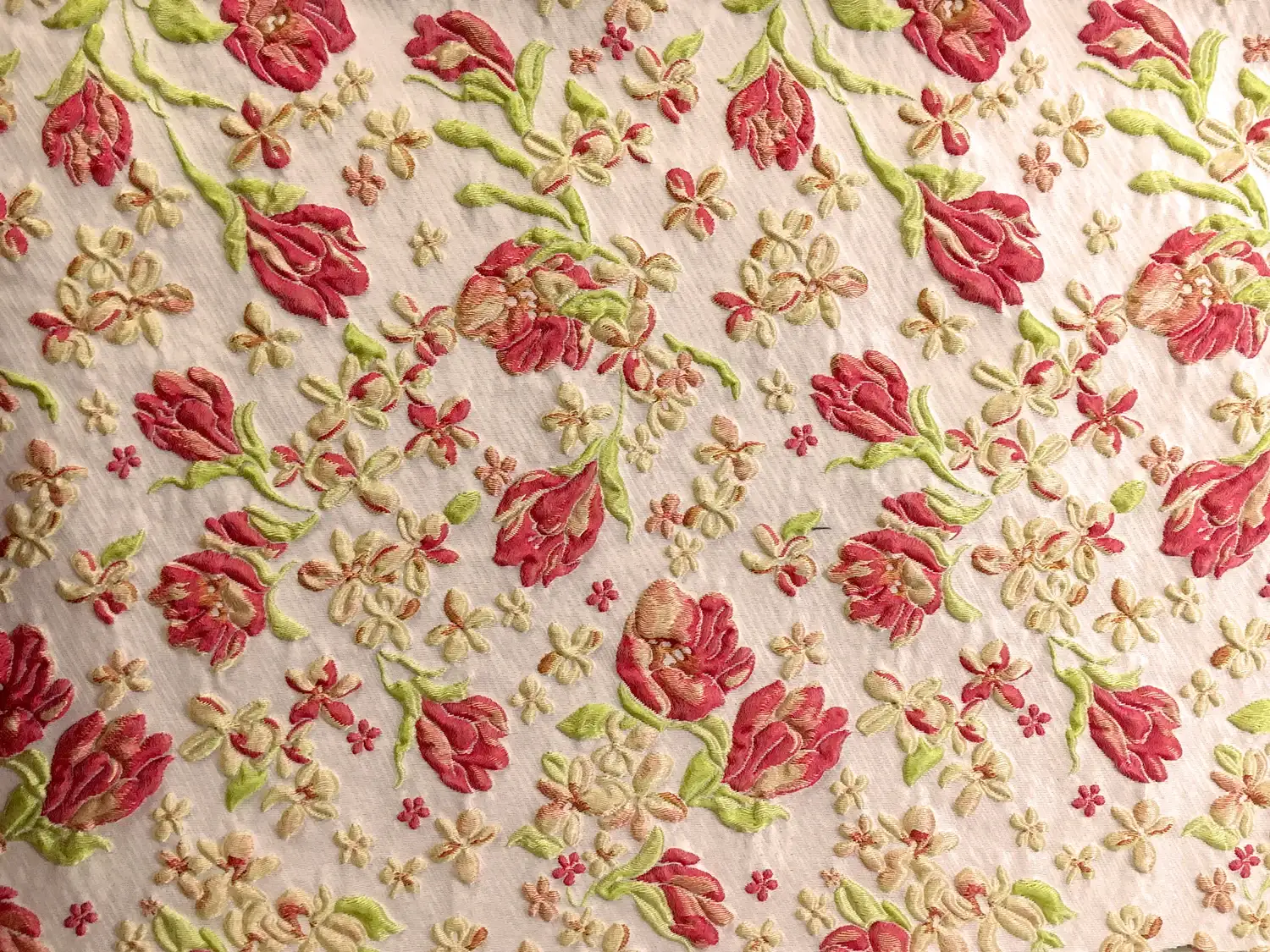 Silk Blend Cloqué with Flowers0