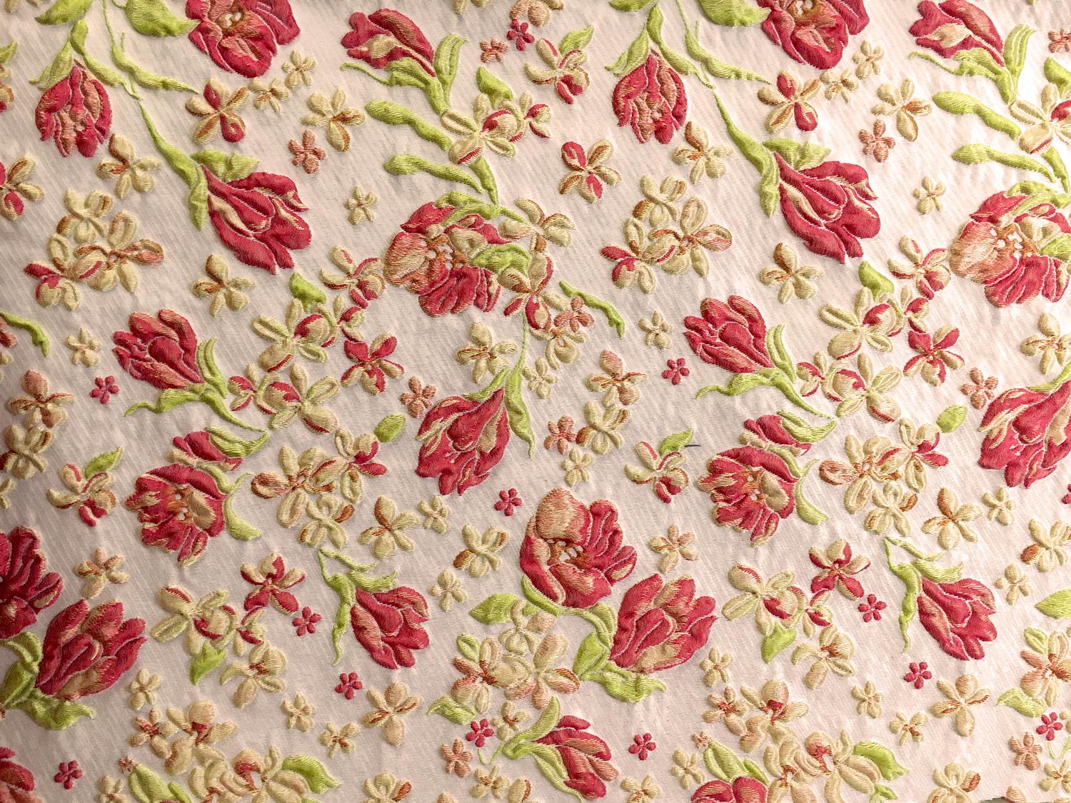 Silk Blend Cloqué with Flowers0