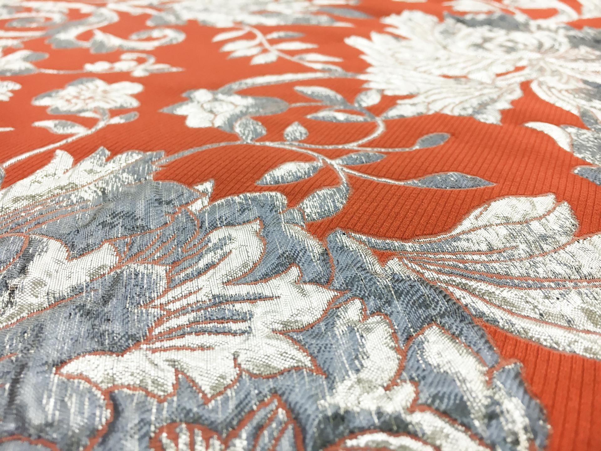 Floral and Paisley Pattern Silk Blend Metallic Cloqué Brocade2