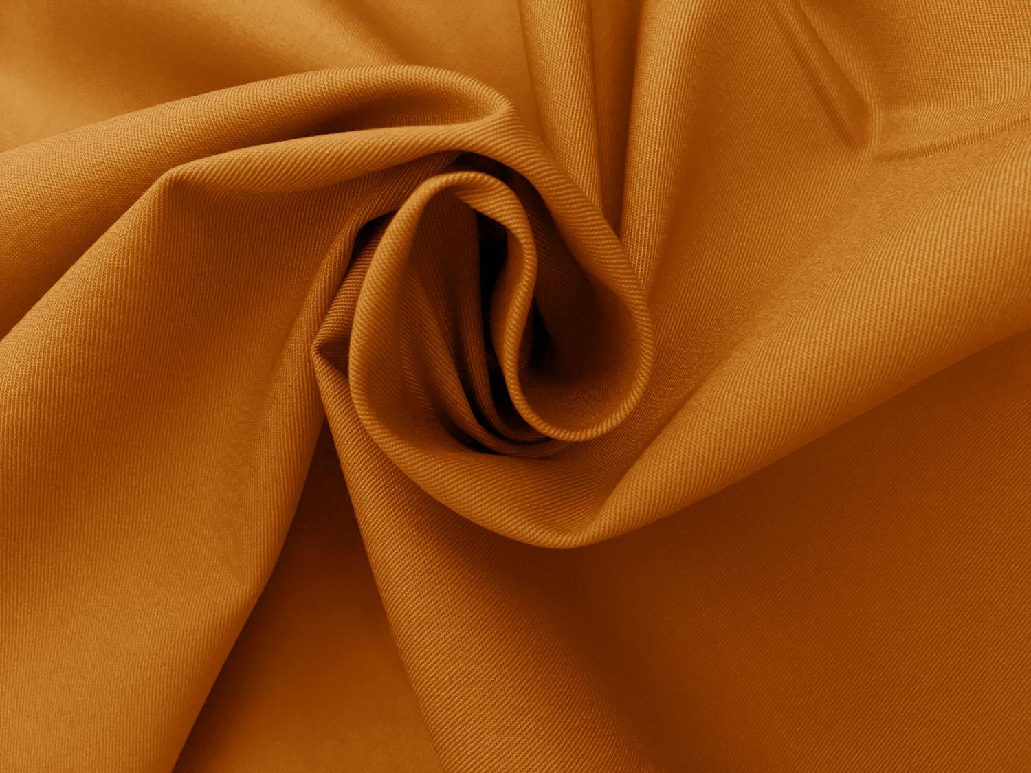 Combed Cotton Fineline Twill in Cedar1