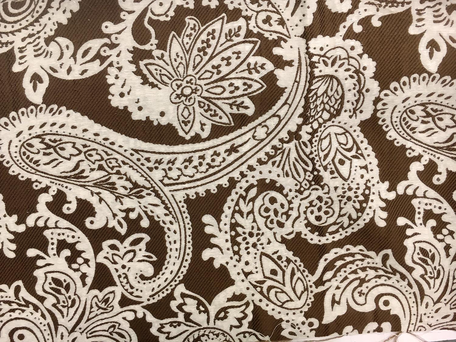 Extra Wide Doubleface Jacquard Large Paisley Pattern