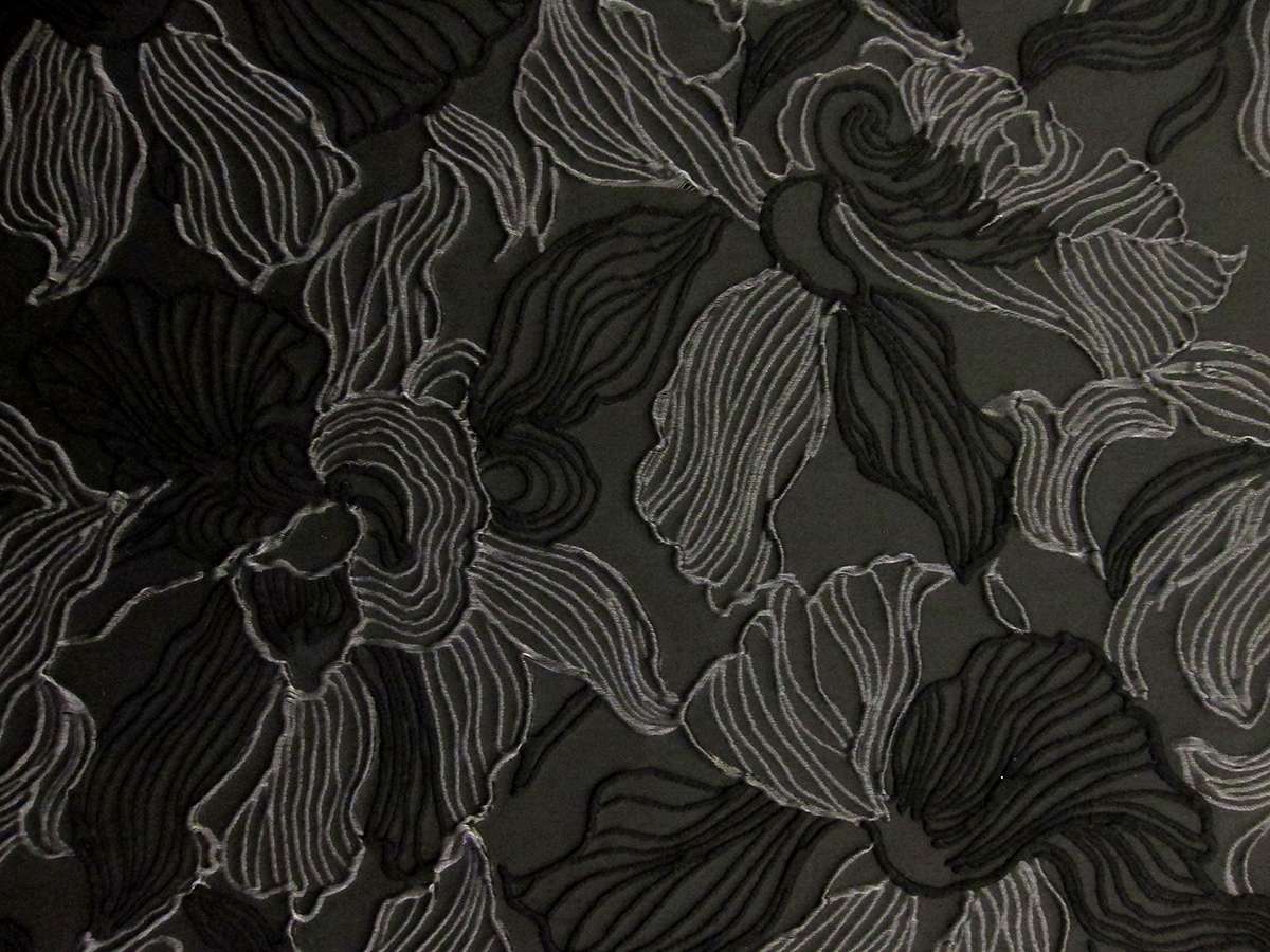 Wool and Polyester Blend Organza Cloqué0