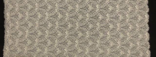 Beaded Metallic Chantilly Lace3