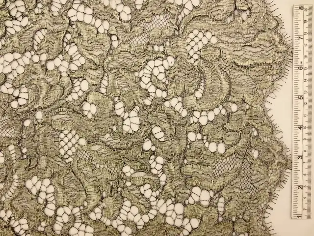 CHANTILLY LACE - BLACK/SILVER