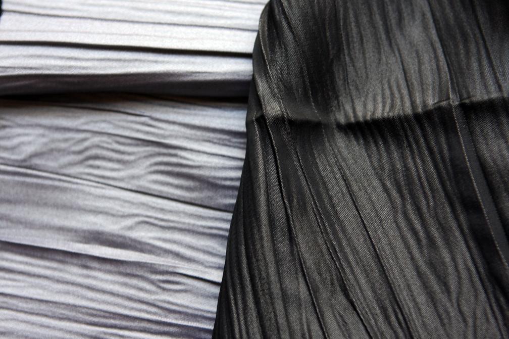 Crinkled Iridescent Rhodia Satin2