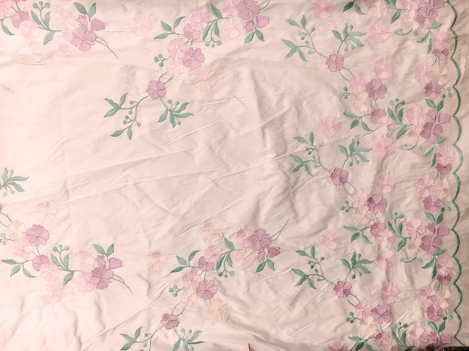 Silk Shantung with Embroidered Floral Degradé0