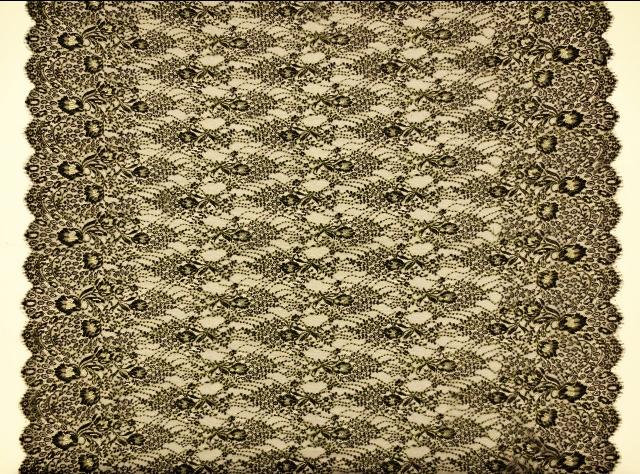 Metallic Chantilly Lace3