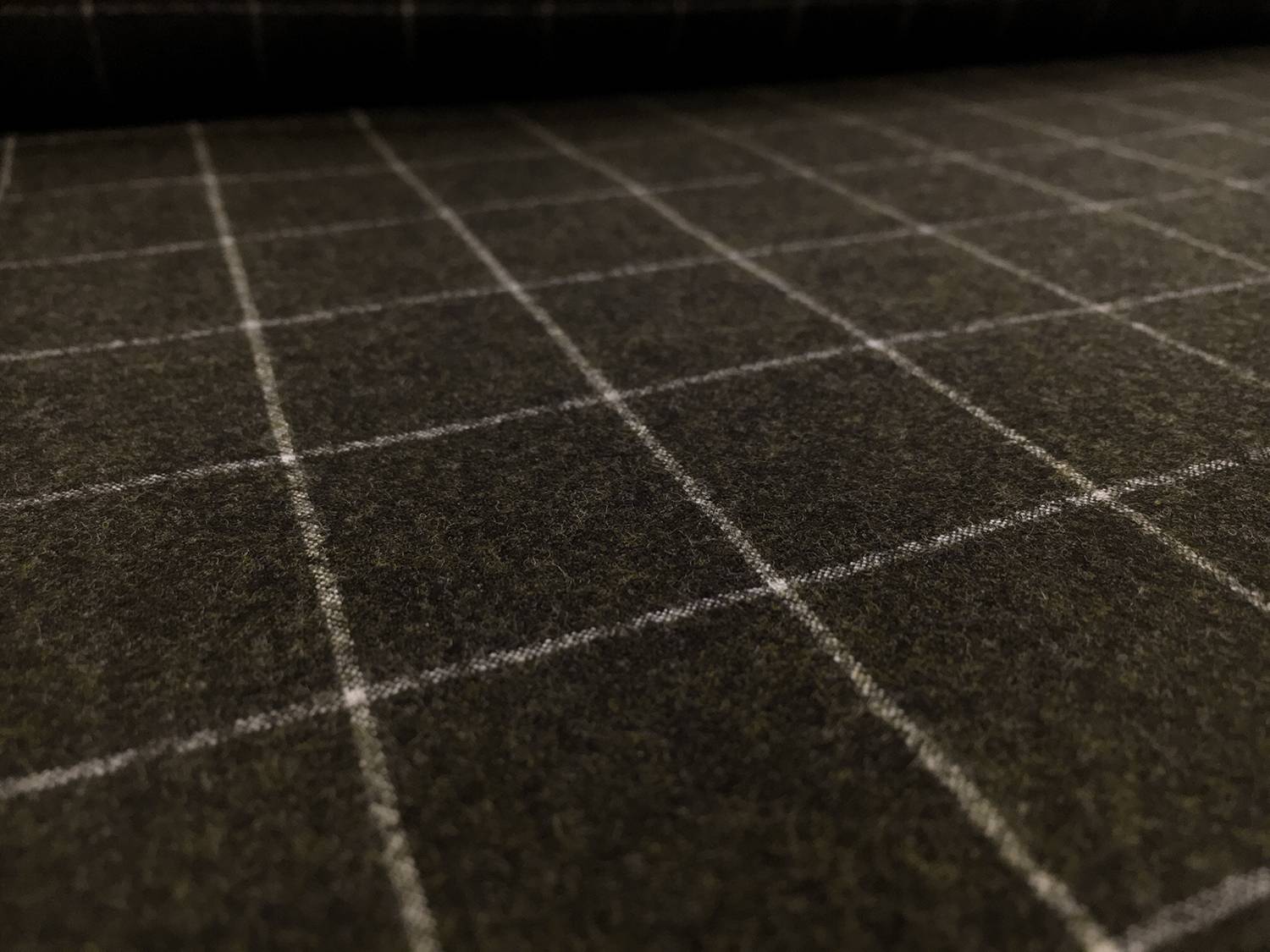 Italian Virgin Wool And Lycra Window Pane Flannel in Moss2