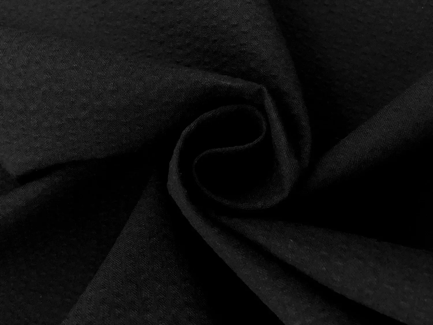 Cotton Seersucker in Black3