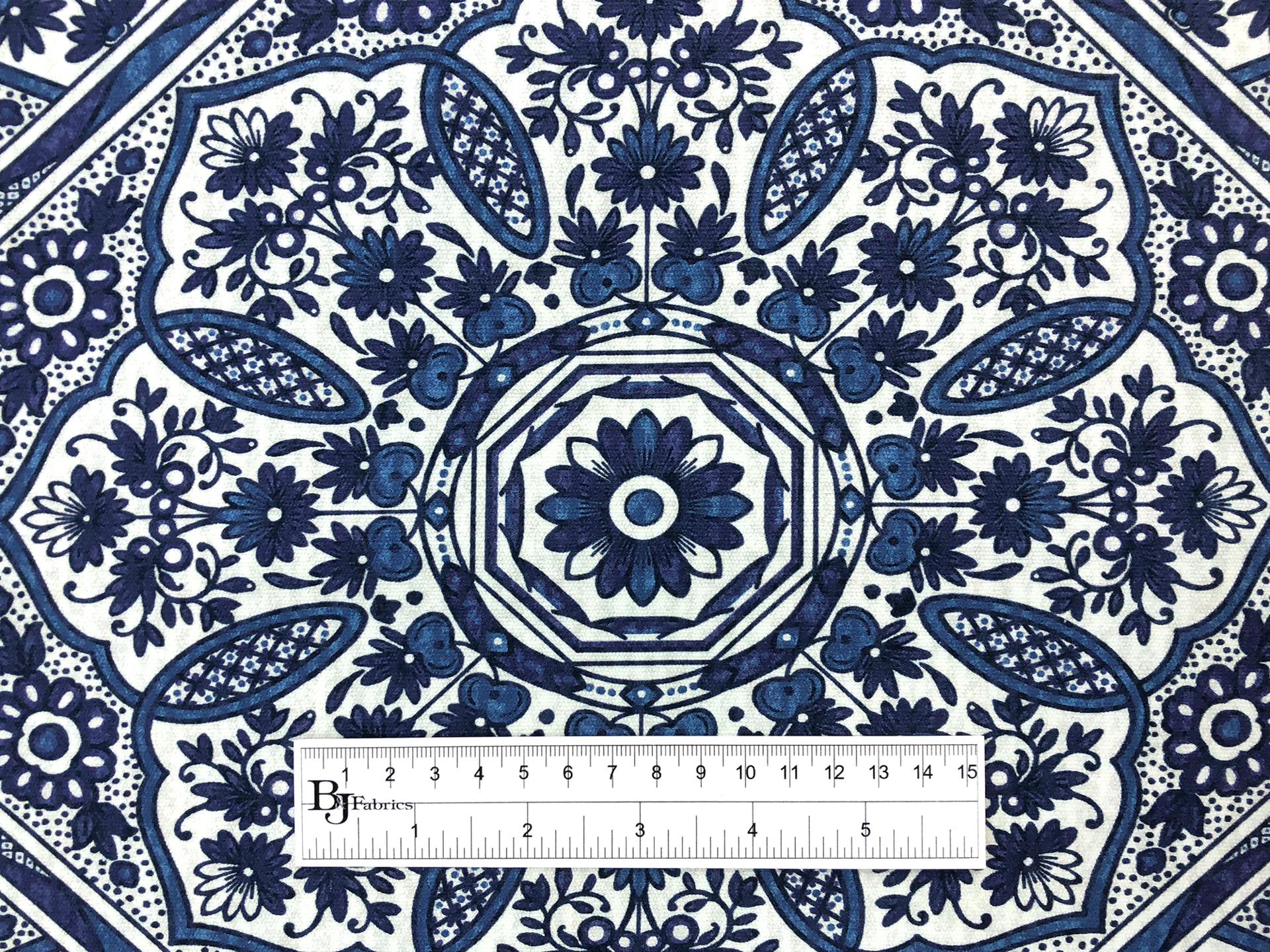 Lightweight Cotton Canvas Arabesque Print3