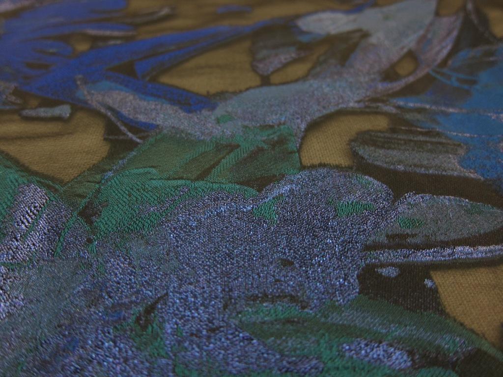 Silk Blend Metallic Fil Coupe2