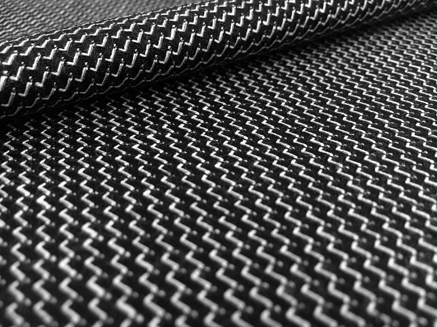 Italian Bamboo Wool Lycra Suiting in Black2