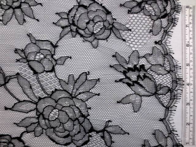 Chantilly Lace0