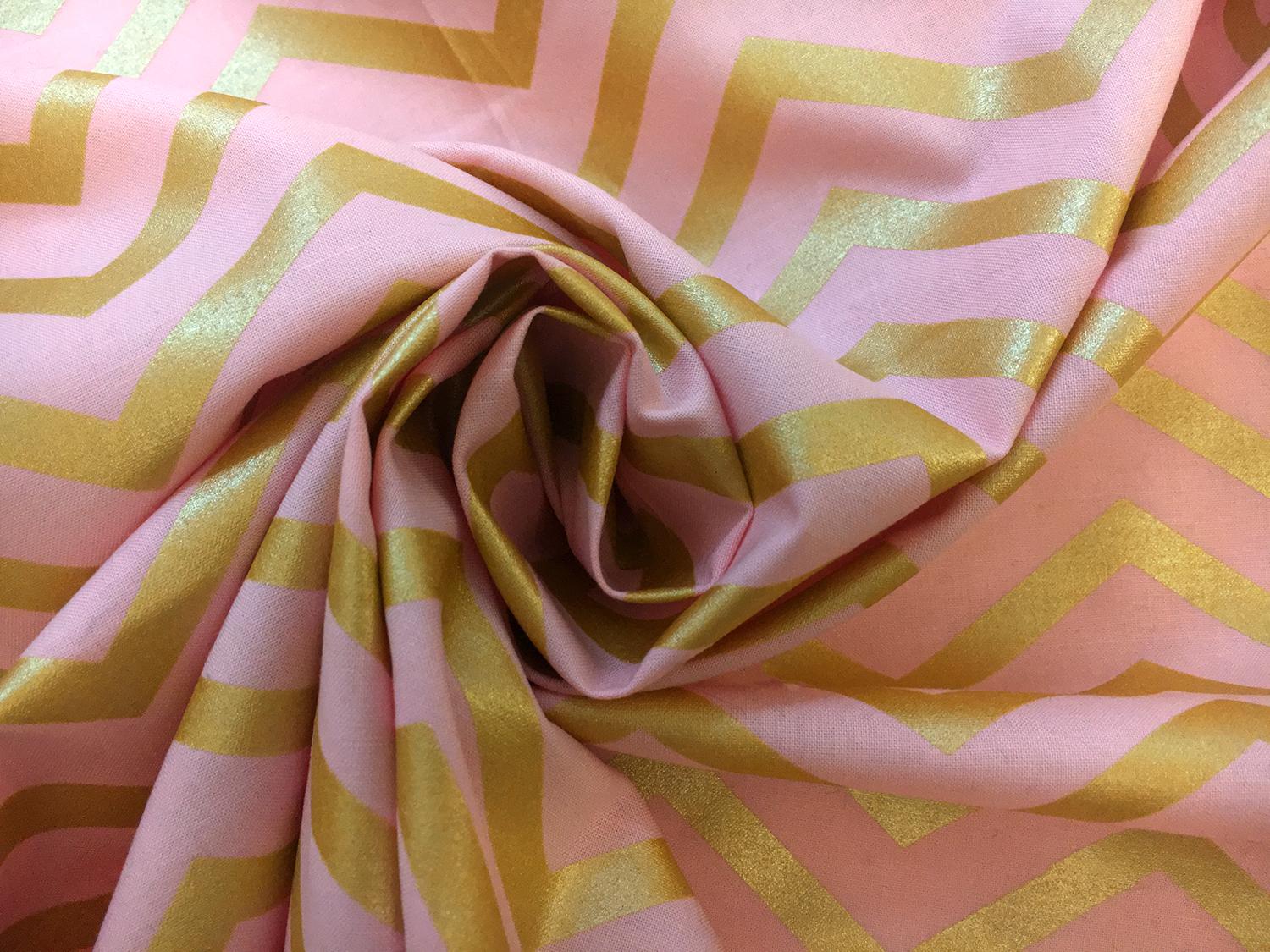 Cotton Broadcloth Metallic Zigzag Print1