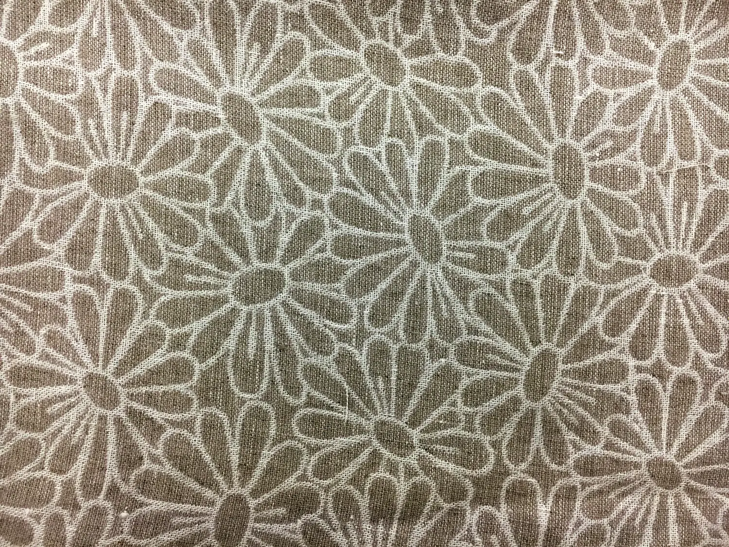 Doubleface Upholstery Linen Daisies Damask1