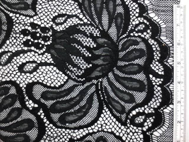 Chantilly Lace0