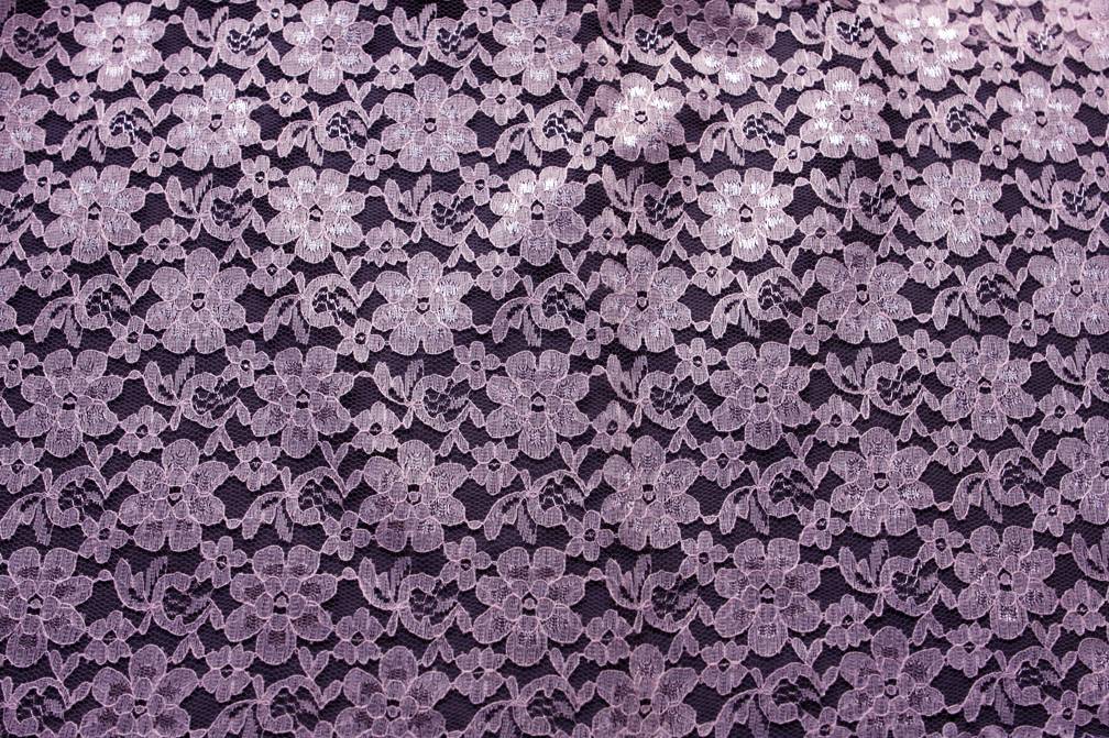 Chantilly Lace0