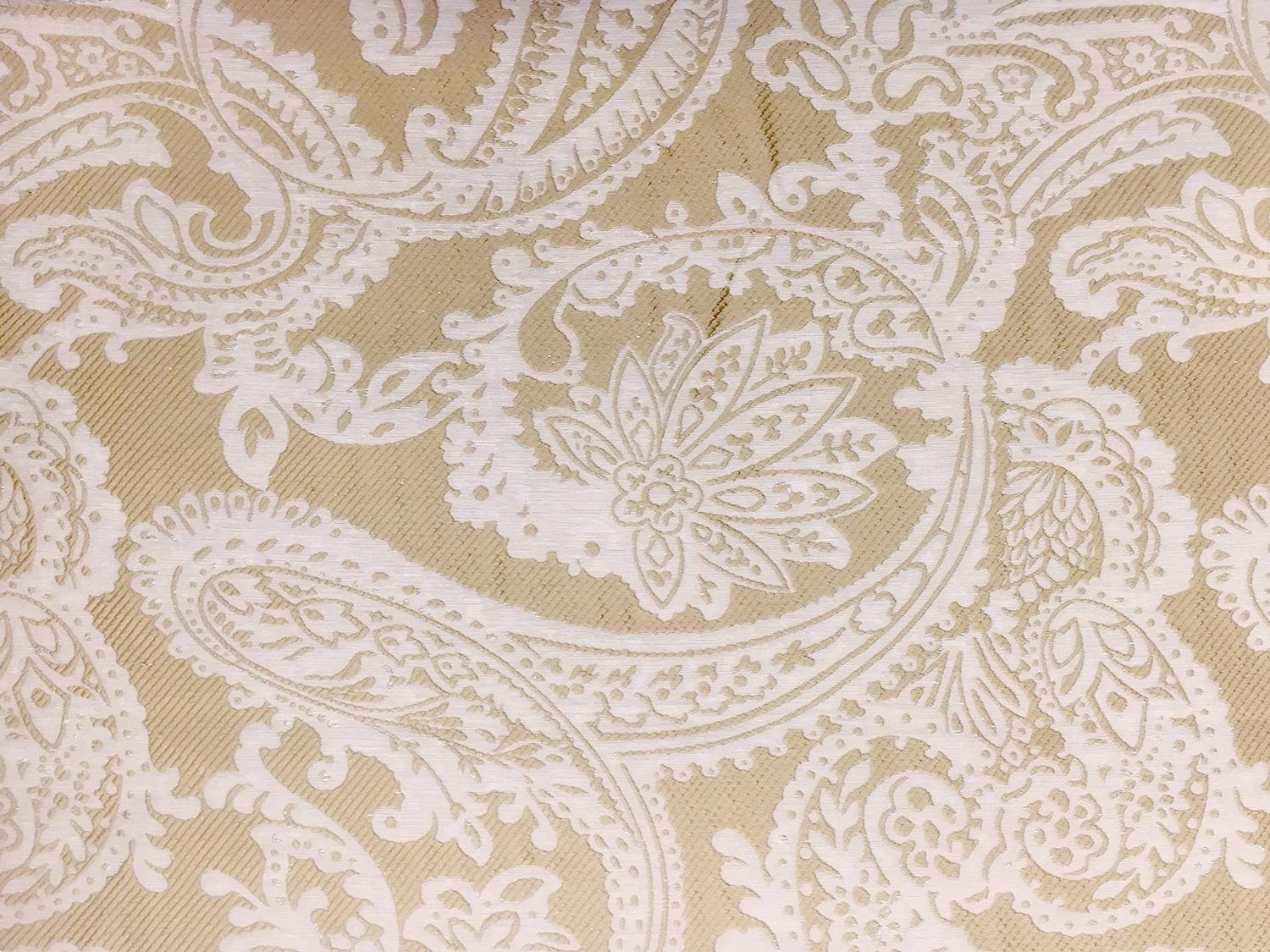Extra Wide Doubleface Jacquard Large Paisley Pattern