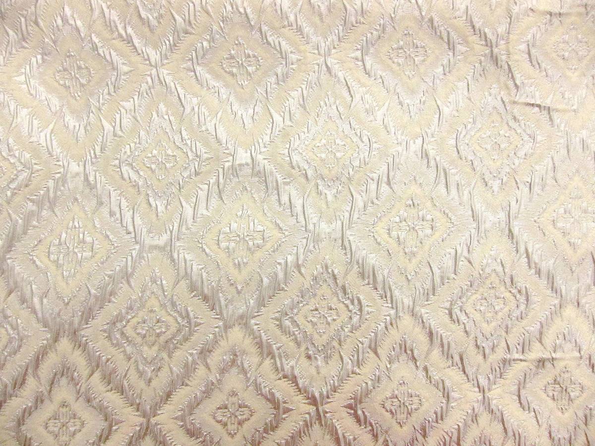 Metallic Geometric Cloqué0