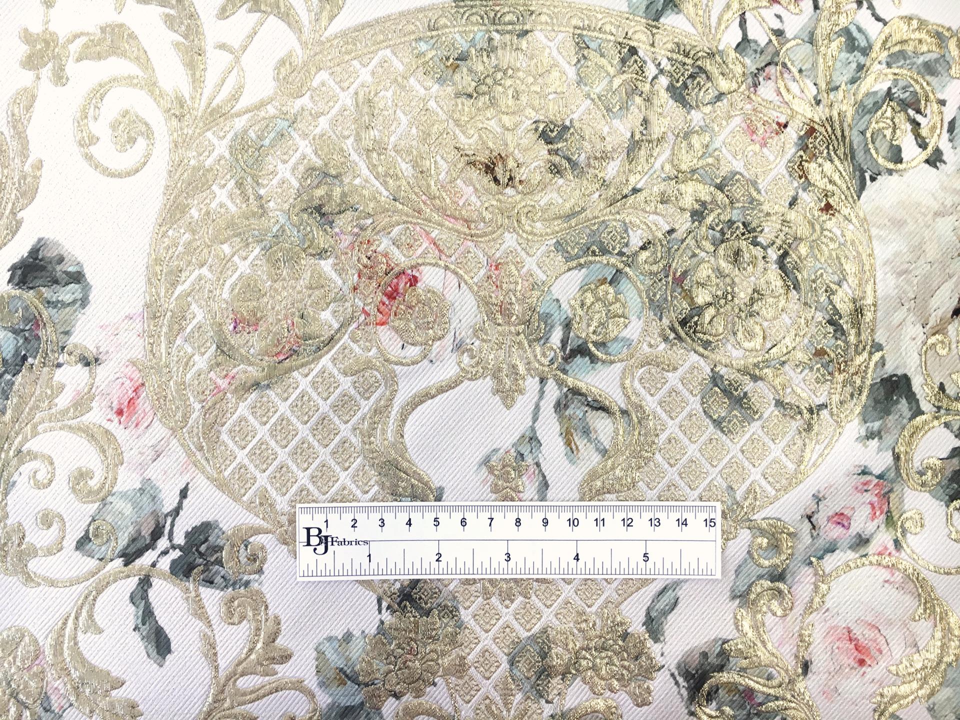 Twill with Roses and Gold Metallic Cloqué Jacquard 1