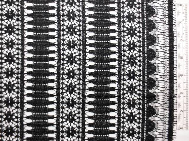 Double scallop black floral French Chantilly Lace
