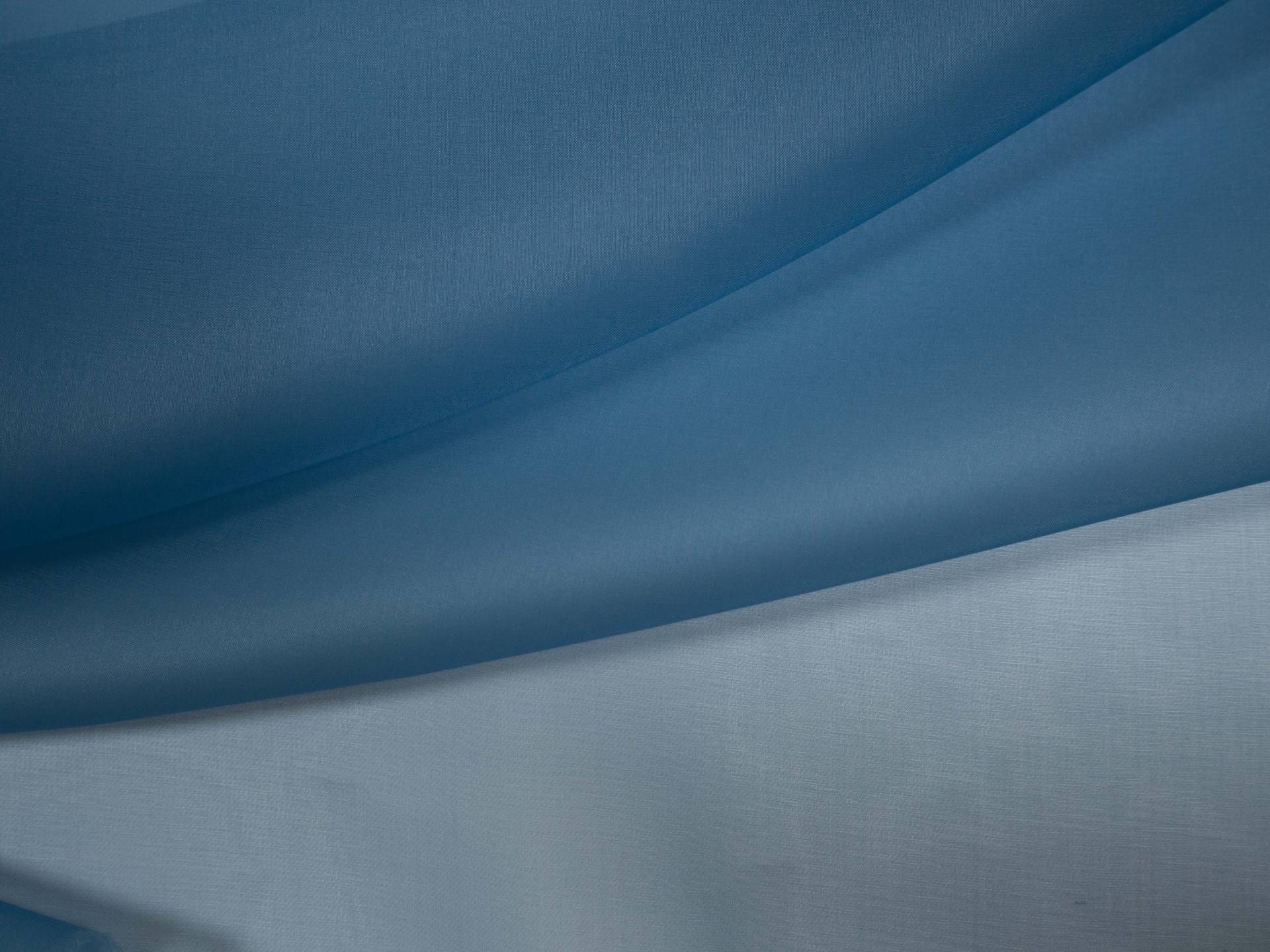Solid organza in stratosphere folded