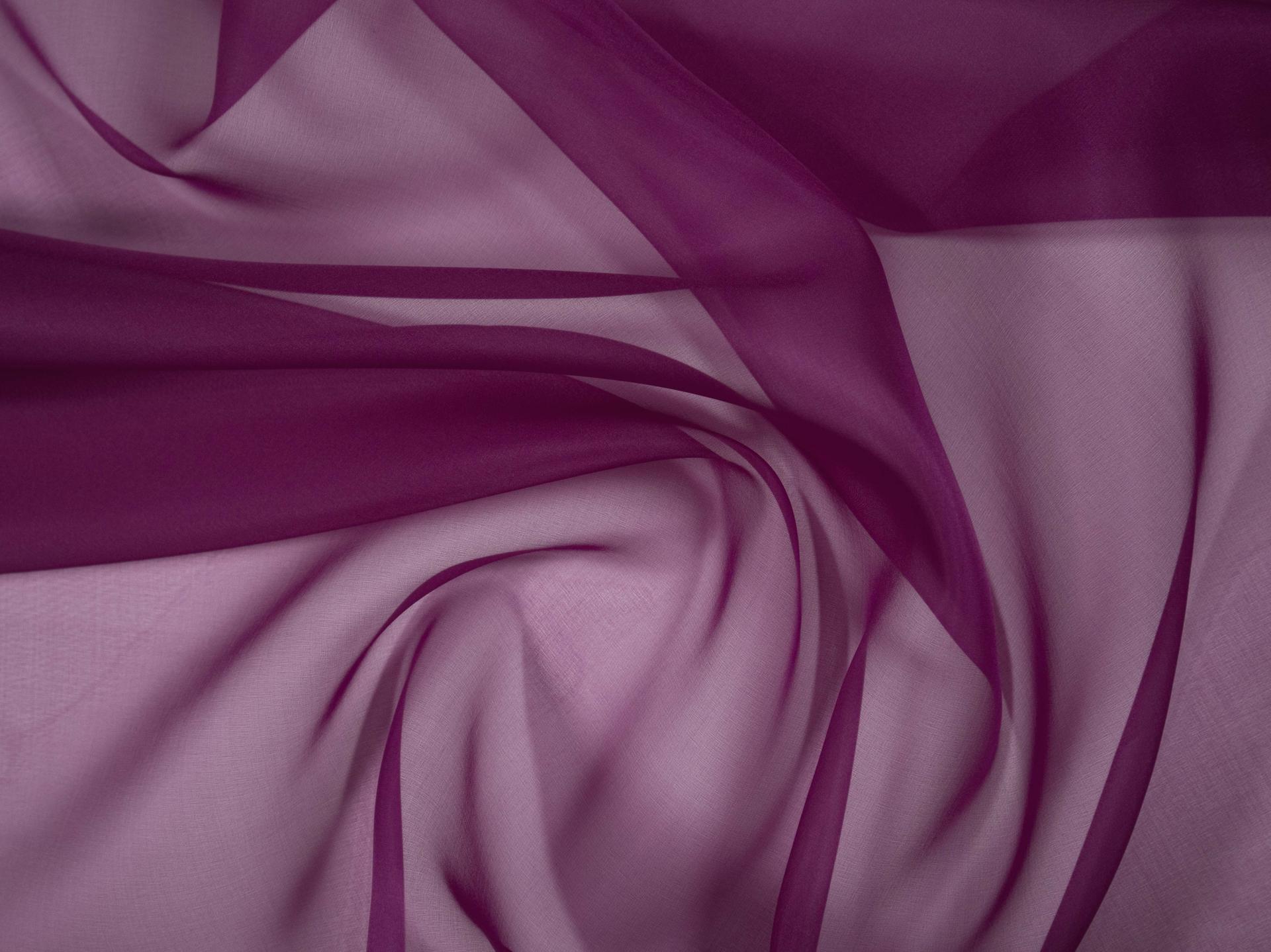 Solid organza in Geranium bunched