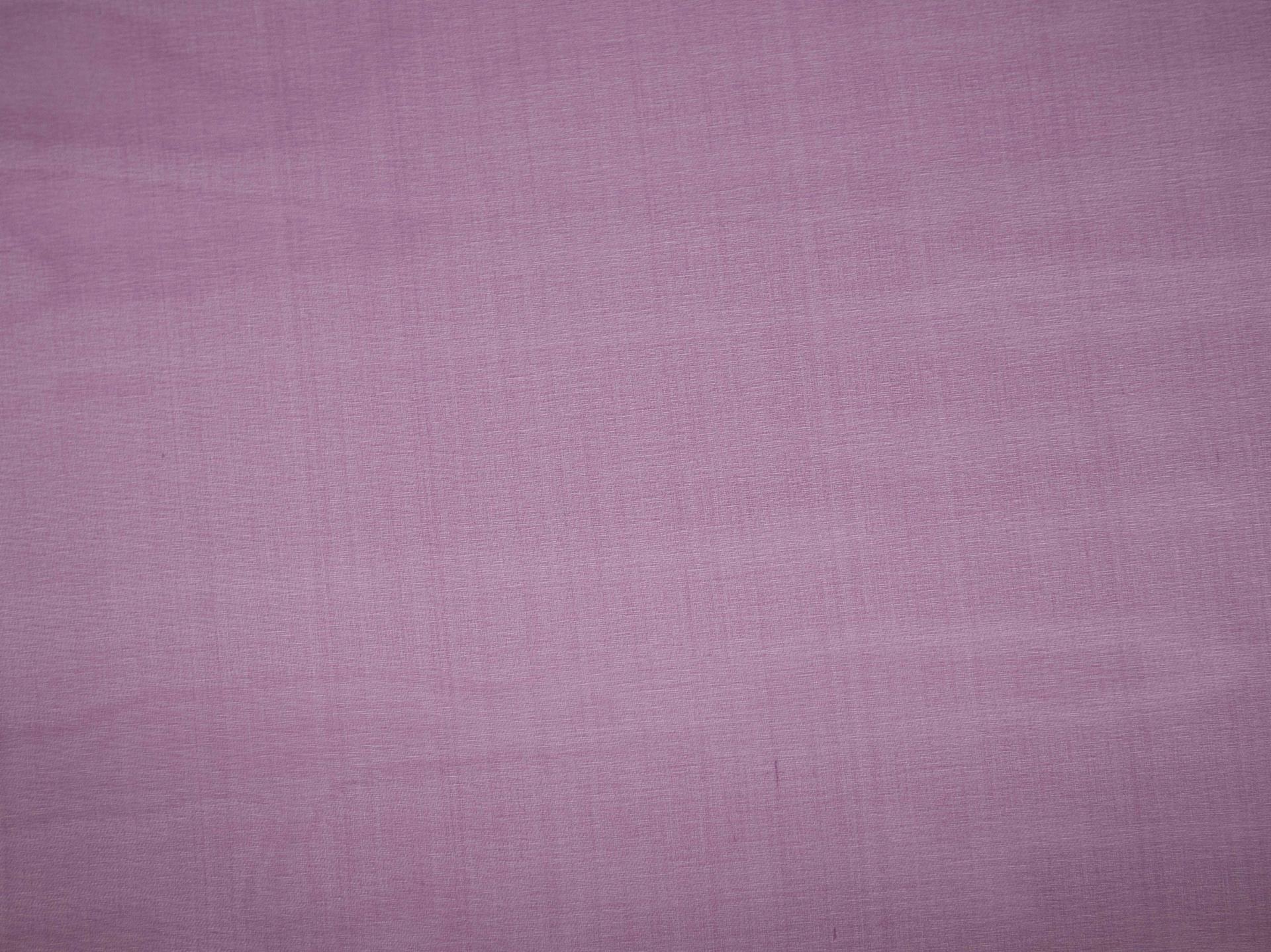 Solid organza in Geranium flat