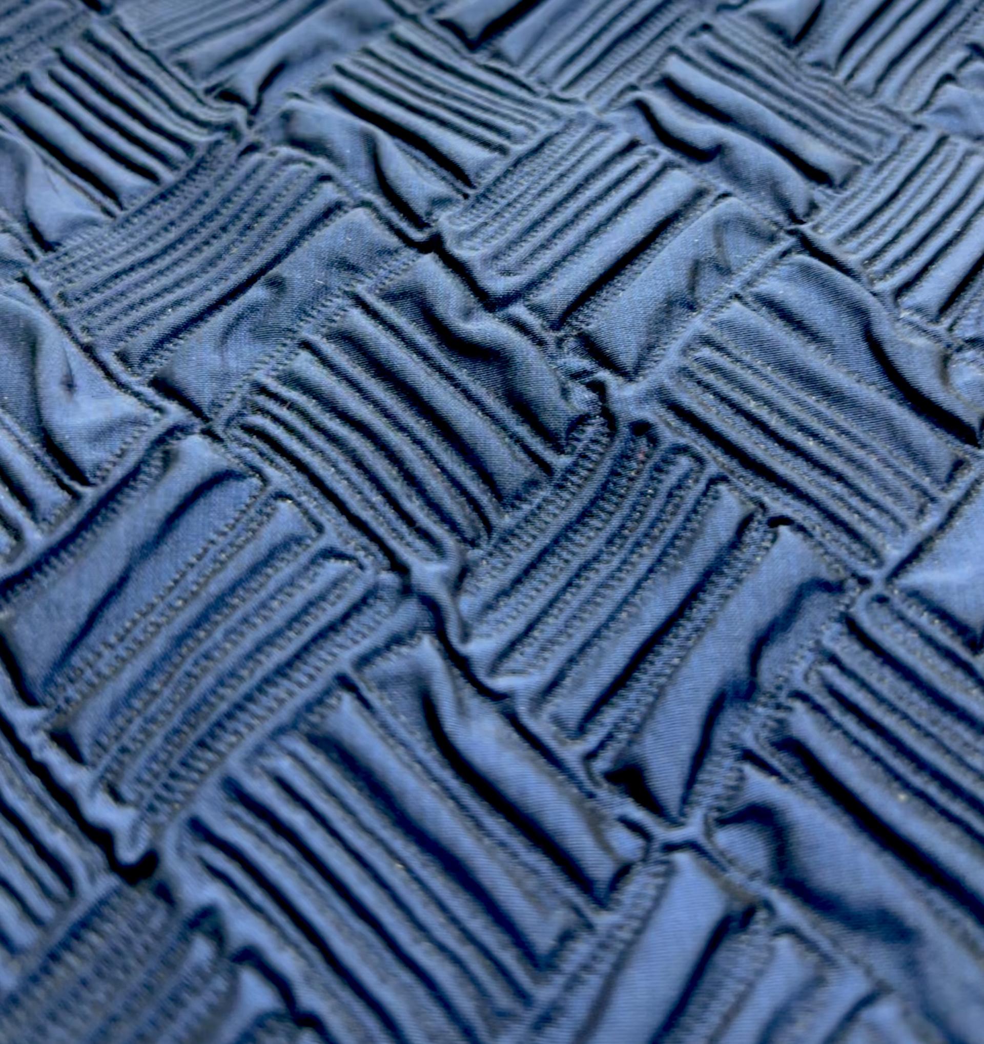 Silk Blend Cloque Jacquard in Navy