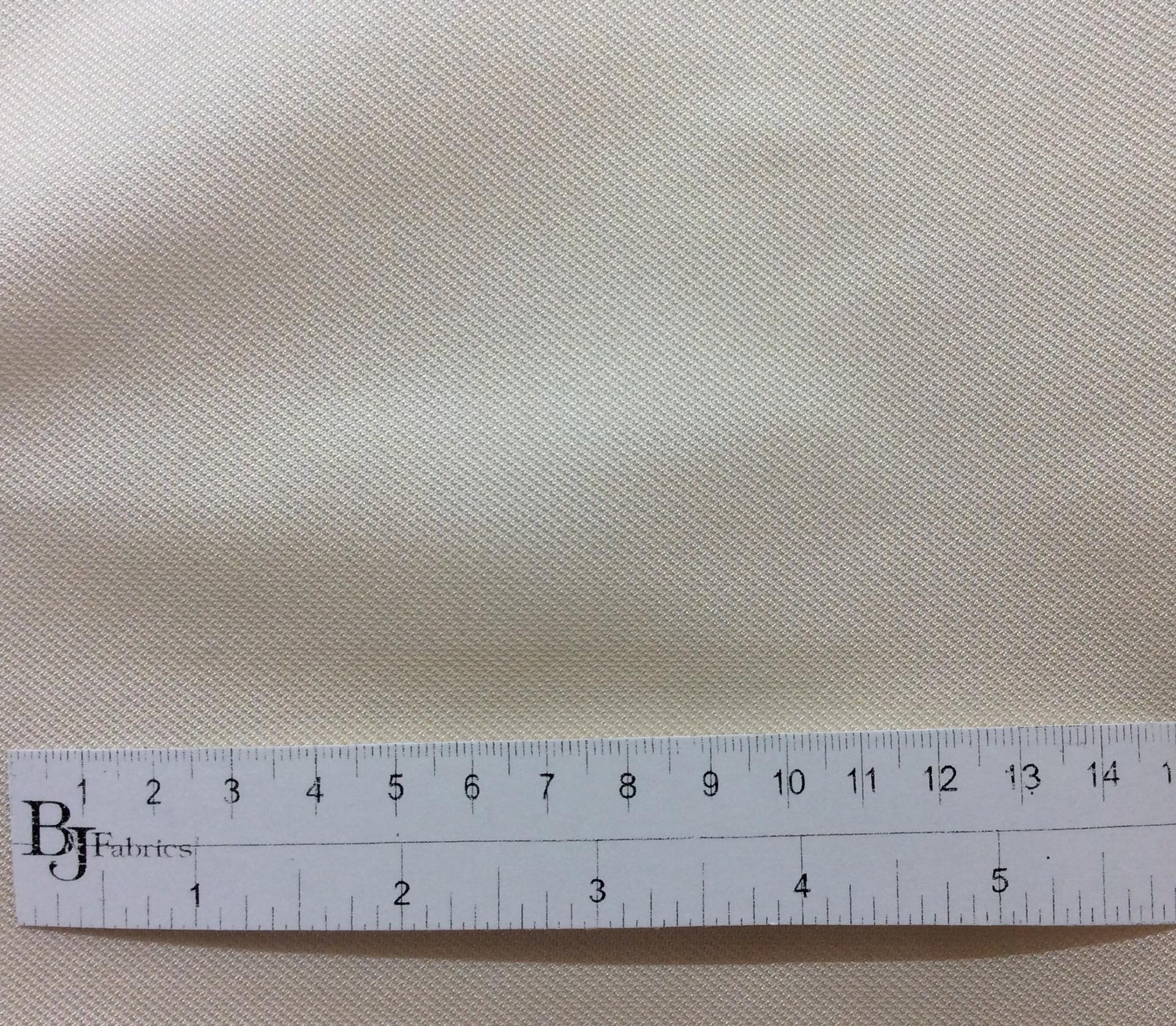 Pure Silk Sharkskin in Ivory