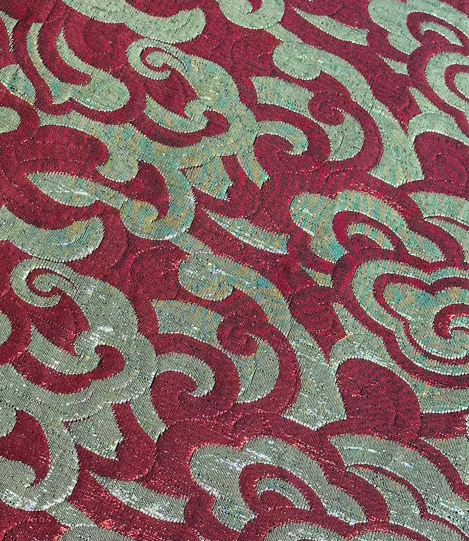 Acetate/Metallic Swirl Brocade