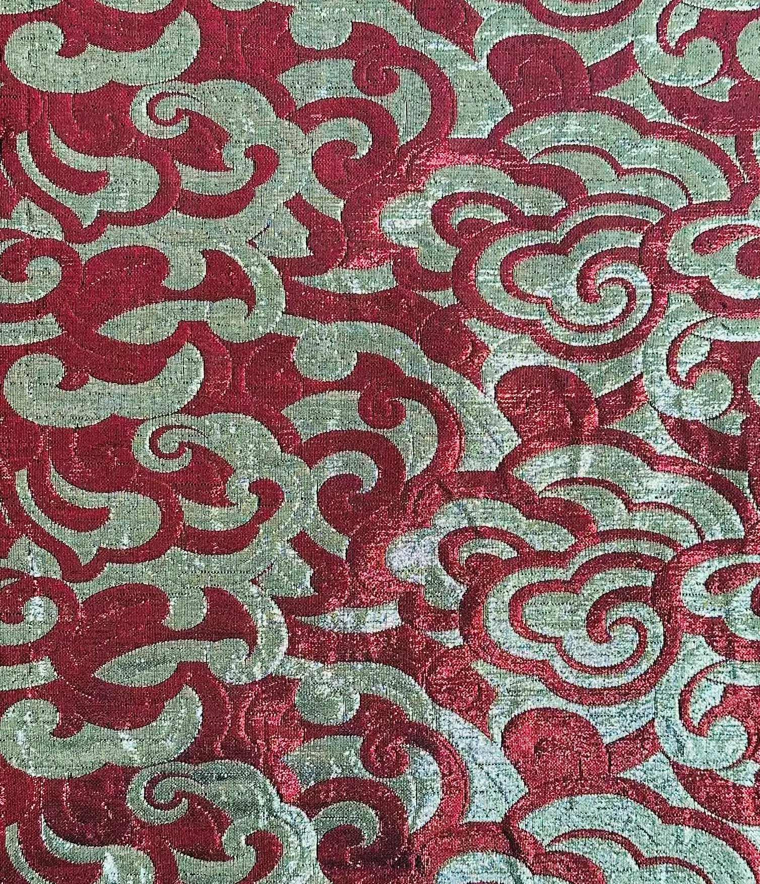 Acetate/Metallic Swirl Brocade